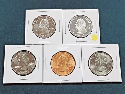 2001 Rhode Island State Quarters Set! 5 Different coins! 1 90% silver!!   L54 - Image 1 of 3
