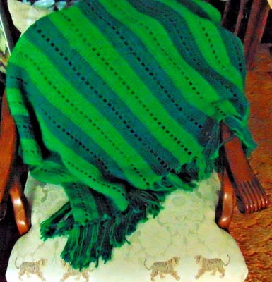 Silla cama verde hecha a mano vintage años 80 manta tejida flecos Foto 1 de 4