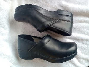 Dansko Slingback Low Heeled Clogs Black Leather Comfort Womens 39/8.5-9 - Picture 1 of 9
