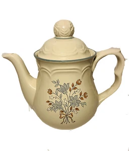 Vintage Cordella Collection Stoneware 7.5 Cup Tea Pot Blue Floral - Picture 1 of 12