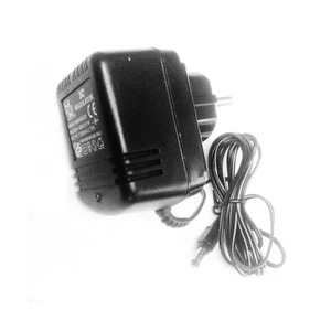 Alimentatore AC/DC 9V 300 mA Tensione di ingresso: 230VAC 50 HZ 8,1 VA - Picture 1 of 1