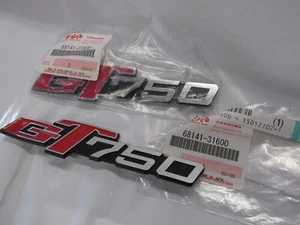 NEW Genuine Suzuki Frame Side Cover Emblems x2 NOS oem GT 750 68141-31600 - Picture 1 of 2