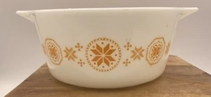 VTG Pyrex 1.5 Qt Mixing Bowl :Town And Country” # 474B - Picture 1 of 5