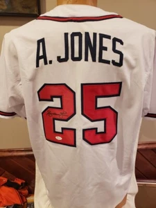 BEAUTIFUL Andruw Jones Autographed White Atlanta Braves Jersey, JSA AUTH, MINT!! - Picture 1 of 4