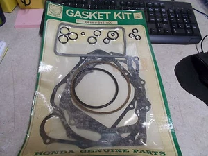 NOS OEM Honda Gasket Kit B 1978 CB750 Four K 06111-392-000 - Picture 1 of 3