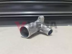 Lower Water Inlet Neck On Front Cover to suit Datsun 720 D21 13049-T5501 - Picture 1 of 3