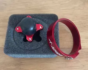 DISPOSITIVO FORO CONTROLLO LANCIO GAS MCF 350 2022 - 2025 APICO 59MM ROSSO - Foto 1 di 3