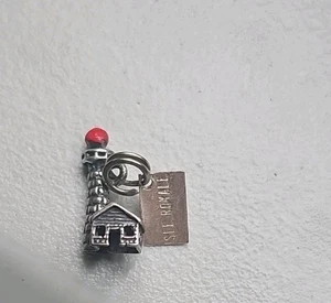 DE COLECCIÓN Bell Isle Royale Plata de Ley 925 3D PEQUEÑA CASA DE LUZ COLGANTE Dije - Imagen 1 de 5