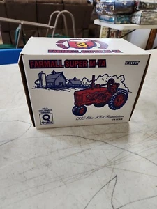Ertl Farmall Super M-TA 1/16 Diecast Farm Tractor Replica Collectible New - Picture 1 of 7