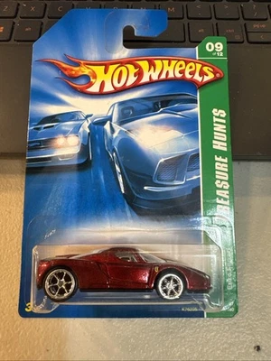 Super Treasure Hunt Enzo Ferrari 2007 Hot Wheels. Y regular Foto 1 de 4