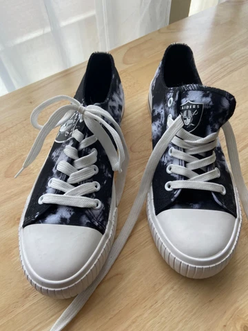 NFL Oakland Raiders Womens Size 8  Foco Canvas Tennis Shoes Sneakers Cover