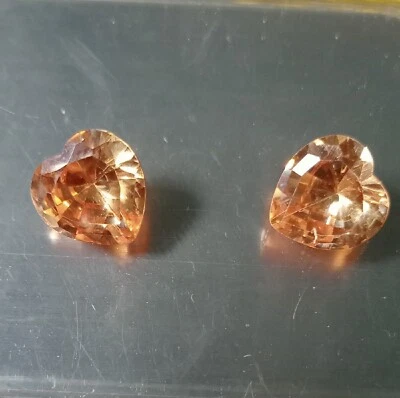 23.10 CT Good Looking Heart Cut Orange Color Zircon  Loose Gemstone 2 Pcs - Image 1 of 4