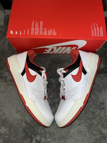 Nike Full Force nuove di zecca UK 8 RRP £ 80 manca il coperchio della scatola AFFARE?