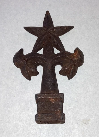 Vintage Ornate Cast Iron Fence Finial Texas Star Aged Rusty Patina $5.25 EACH Cover