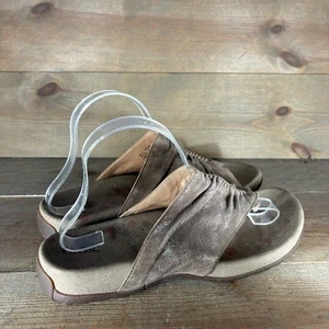 taos gift 2 womens size 10 shoes brown slip on thong comfort sandals - Picture 1 of 8