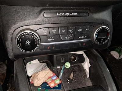 2020 Ford Escape OEM Used AC Climate Control Unit LJ6Z19980LB 38K Miles - Image 1 of 4