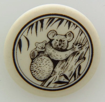 Prendedor de porcelana Touchstone Pottery Koala Foto 1 de 2