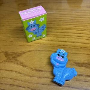 Vintage AVON Blue Moo Pin Pal Duft Glacé Parfum Festkunststoff Neu aus altem Lagerbestand Top  - Bild 1 von 3