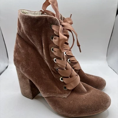 Size 7.5 Kenneth Cole Reaction Corrine Blush Pink Lace Up Heel Zip Boots - Image 1 of 4