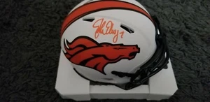 John Elway Signed Autographed Broncos Lunar Eclipse Mini Helmet Beckett WS51320 - Imagen 1 de 6