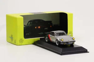 1:43 Minichamps Porsche 930 Turbo 3.0 Cyberpunk 2077 silber-rot-grün Limited Edi - Bild 1 von 5