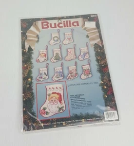 Kit punto croce Bucilla 1991 vintage piccole calze vittoriane #82842 set di 10 - Foto 1 di 7