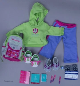 American Girl Puppe InnerStar University Outfit Rucksack Sneaker Notizbücher Stifte - Bild 1 von 2
