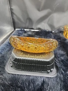 Vintage Daisy & Dot Cut Glass - orange, amber Canoe shaped dish 6" - Picture 1 of 7