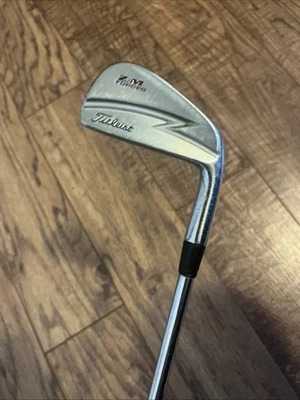 Hierro forjado Titlest Zm 3 Foto 1 de 4