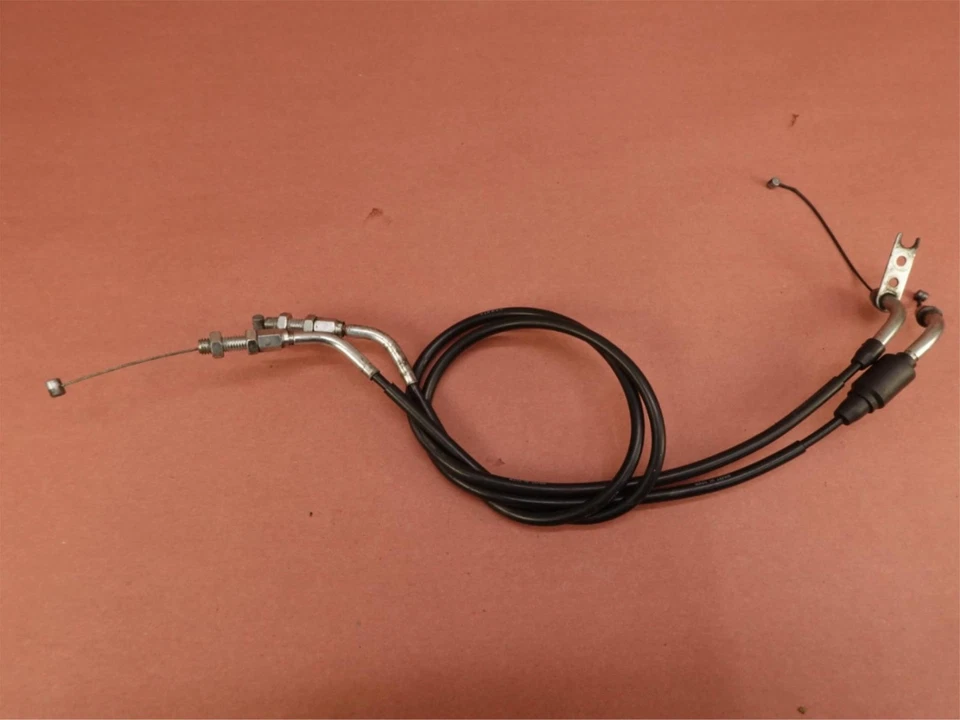 Líneas de cables obturadores del acelerador Suzuki GSXR600 2008-2010 Foto 1 de 4