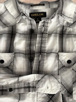 Camisa Helix Para Hombre Talla Grande Negra Azul y Blanca A Cuadros Abotonada Calce Atlético Foto 1 de 4