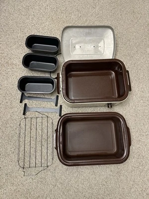 Vintage Nesco 18-Quart RoastMaster Roaster Oven w/ Rack And Divider Pans - Image 1 of 4