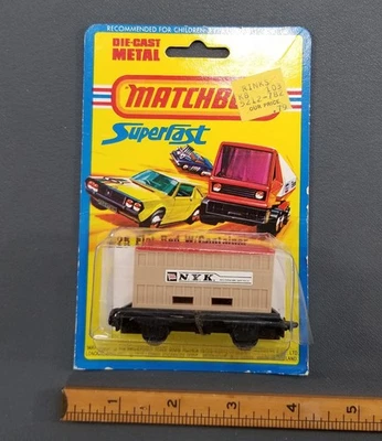 Lesney Matchbox No. 25 Flat Car/Container 1975 Superfast BLISTER PACK - Image 1 of 4