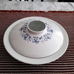 Royal Doulton Translucent China 'Galaxy' Large Lidded Serving Dish - VGC - Picture 1 of 12