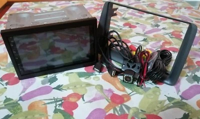 Autoradio 2 din android con videocam posteriore, 2 porte usb, gabbia e mascher - Immagine 1 di 2