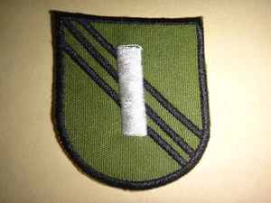 Vietnam War US 5th SFGrp FIRST LIEUTENANT Subdued Beret Patch - Picture 1 of 3