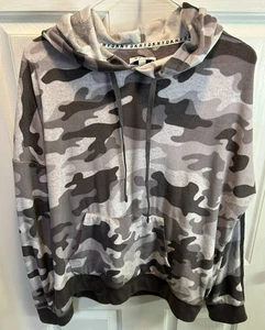 DKNY grau und schwarz Camouflage Langarm Hoodie Jacke Gr. XL super weich - Bild 1 von 5