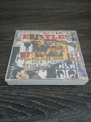 The Beatles Anthology 2 Capitol Records Double CD 1995 Pack Pre-owned Excellent - Image 1 of 3