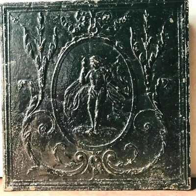 Plaque de fond de cheminée en fonte de fer XIX siècle - Photo 1/4