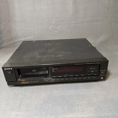 Sony CDP-C910 10-Disc CD player Changer For Parts Or Repair Only - Image 1 of 4