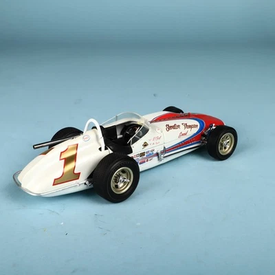 Carrusel 1 A.J Foyt #1 Watson Roadster 64 Indy 500 Win Sheraton Thompson Special Foto 1 de 4
