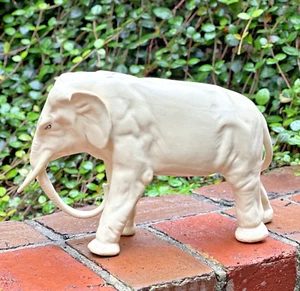 WELLER POTTERY MUSKOTA ELEPHANT FIGURINE....RARE & SIGNED! - Picture 1 of 6