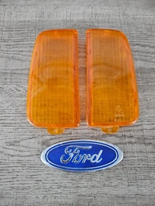 FORD CORTINA MK4 FRONT INDICATOR LENSES  PAIR 76 BG 13K 301AA NEW RARE NOW - Picture 1 of 3