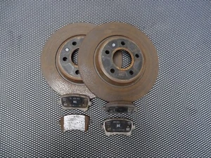 Original Audi A5 8T Sportback Bremsscheiben Beläge SET 8K0615601J - Bild 1 von 6