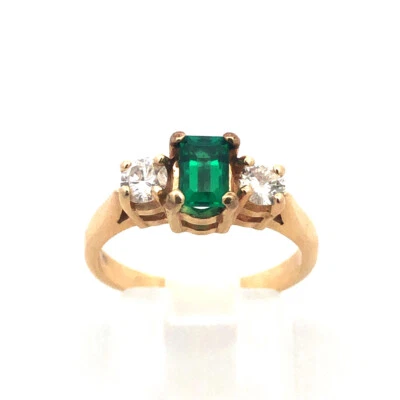 Anel de diamante verde turmalina corte esmeralda ouro amarelo 14K designer - Imagem 1 de 4
