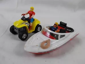 Lot of 2 Matchbox Beach Vehicles 2000 Speedboat & 4 Wheeler Both with Drivers - Picture 1 of 7