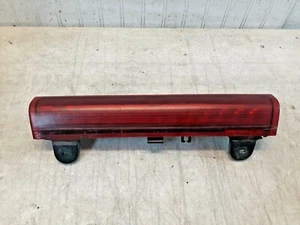 GMC Yukon Tahoe 2000-2006 High Mount 3RD Brake Taillight Lamp OEM - Bild 1 von 4