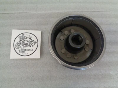 1983 1984 83 84 HONDA MAGNA V45 VF750C ENGINE FLYWHEEL MAGNETO ROTOR GENERATOR  Foto 1 de 4