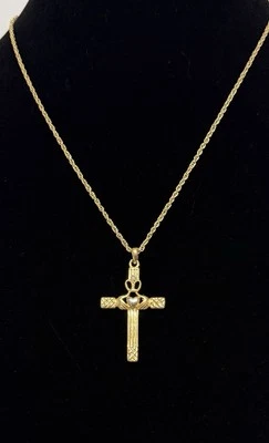 "Colgante cruz Claddagh oro dos tonos 14k con diamante 11""" Foto 1 de 4