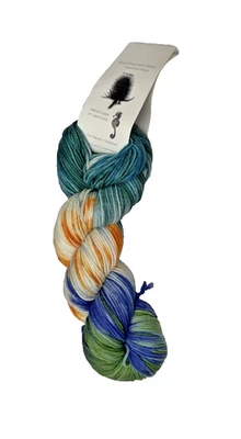 КРУГЛЫЕ ГОРНЫЕ ВОЛОКНА DK Wt. Цвет: морское стекло красивое окрашенное вручную - Изображение 1 из 3